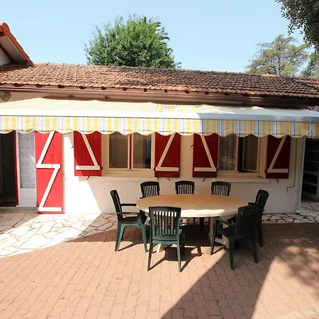 Maison Traditionnelle A Brevin, 850m Plage, Lumineux Sejour, Jardin, 4 Ch., Garage, Animaux Ok - Fr-1-364-66 Holiday home *