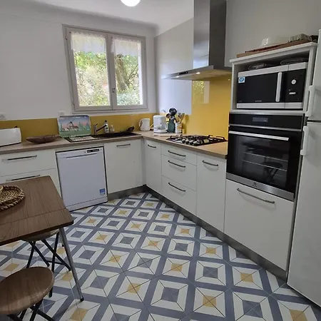 Maison Traditionnelle A Brevin, 850m Plage, Lumineux Sejour, Jardin, 4 Ch., Garage, Animaux Ok - Fr-1-364-66 Ferienhaus