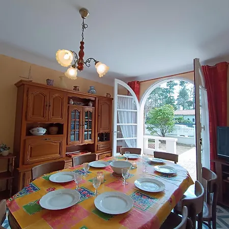 Maison Traditionnelle A Brevin, 850m Plage, Lumineux Sejour, Jardin, 4 Ch., Garage, Animaux Ok - Fr-1-364-66 Ferienhaus *