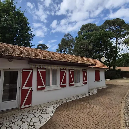 Maison Traditionnelle A Brevin, 850m Plage, Lumineux Sejour, Jardin, 4 Ch., Garage, Animaux Ok - Fr-1-364-66 Saint-Brevin-les-Pins