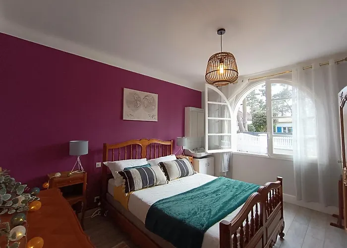 度假居 Maison Traditionnelle A Brevin, 850m Plage, Lumineux Sejour, Jardin, 4 Ch., Garage, Animaux Ok - Fr-1-364-66